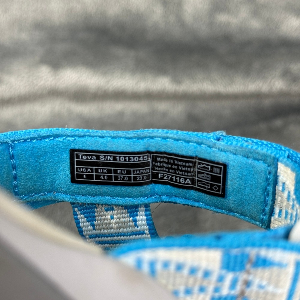 Teva Sandals Women's Sz Strappy Walking Sandal Aqua Blue White Pattern Comfort - Picture 8 of 12